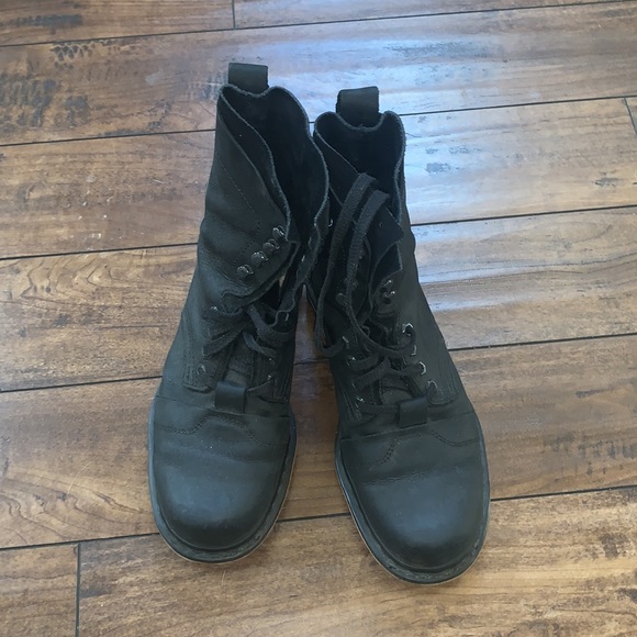 Dr. Martens black boots - Picture 2 of 4